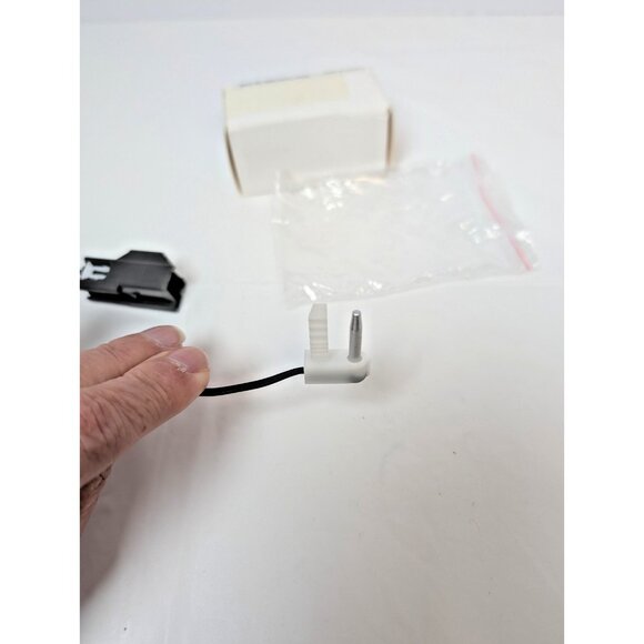 A/C Evaporator Temperature Sensor Ford F-250 F-350 Super Duty 2011-2016 YH-1735 - Picture 4 of 6